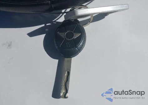 2007 Mini Cooper z USA, uszkodzony, nr VIN WMWRF335X7TG17591